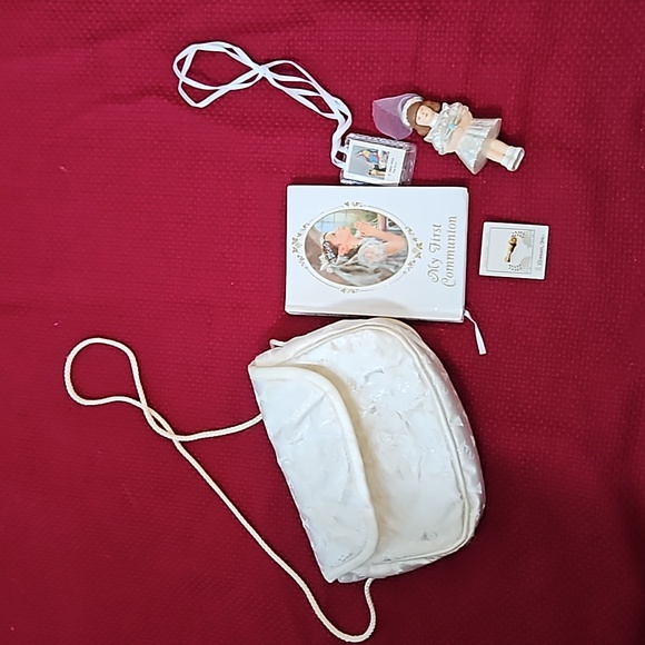 Floral Communion pocketbook